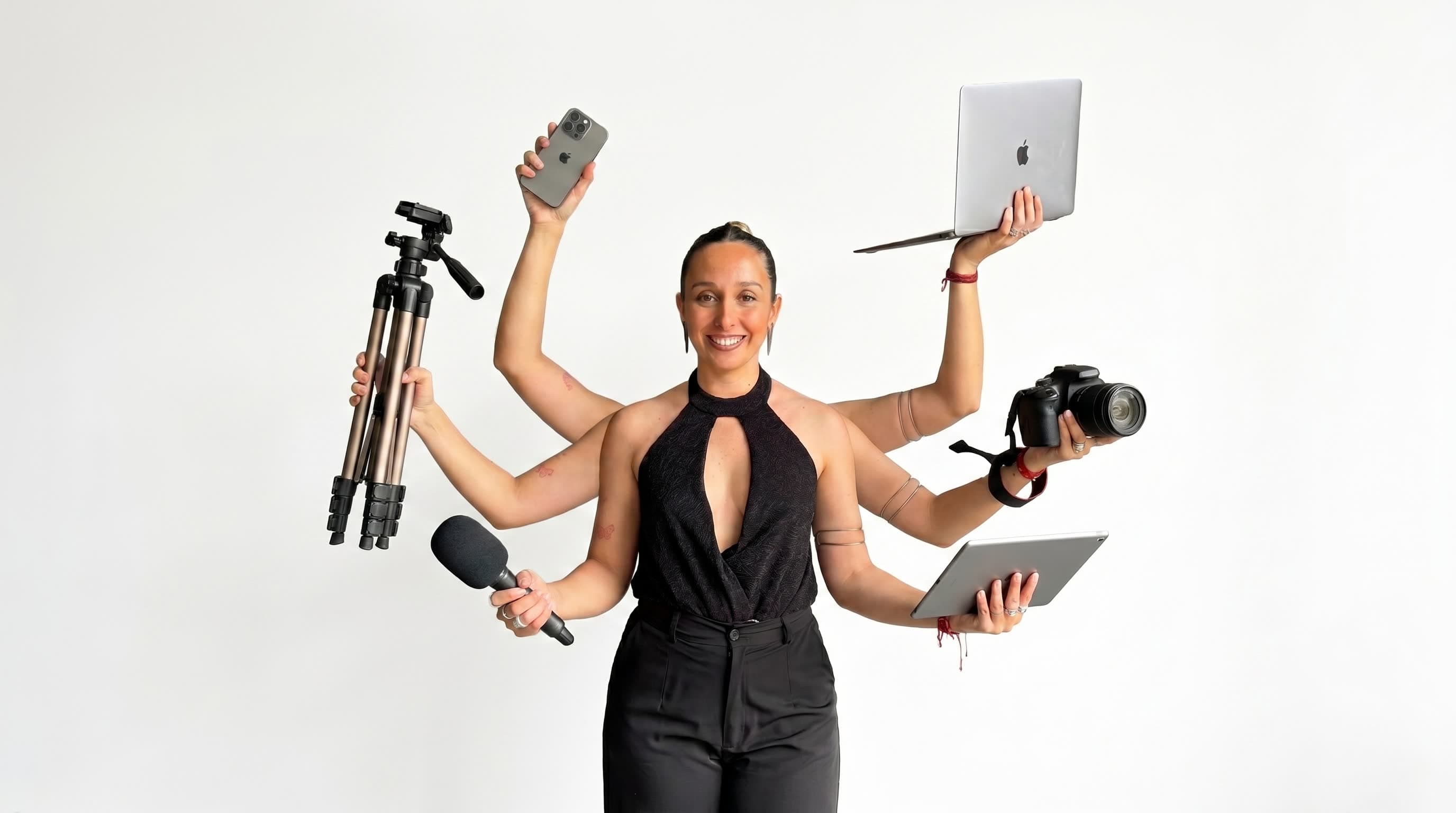 Yesica · Social Media Manager